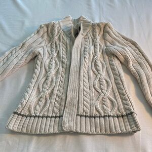 GAP Toddler 5 Cream Cable Knit Sweater. Excellent condition